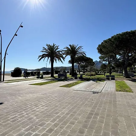 Sur Ar020-033 * Argelès-sur-Mer
